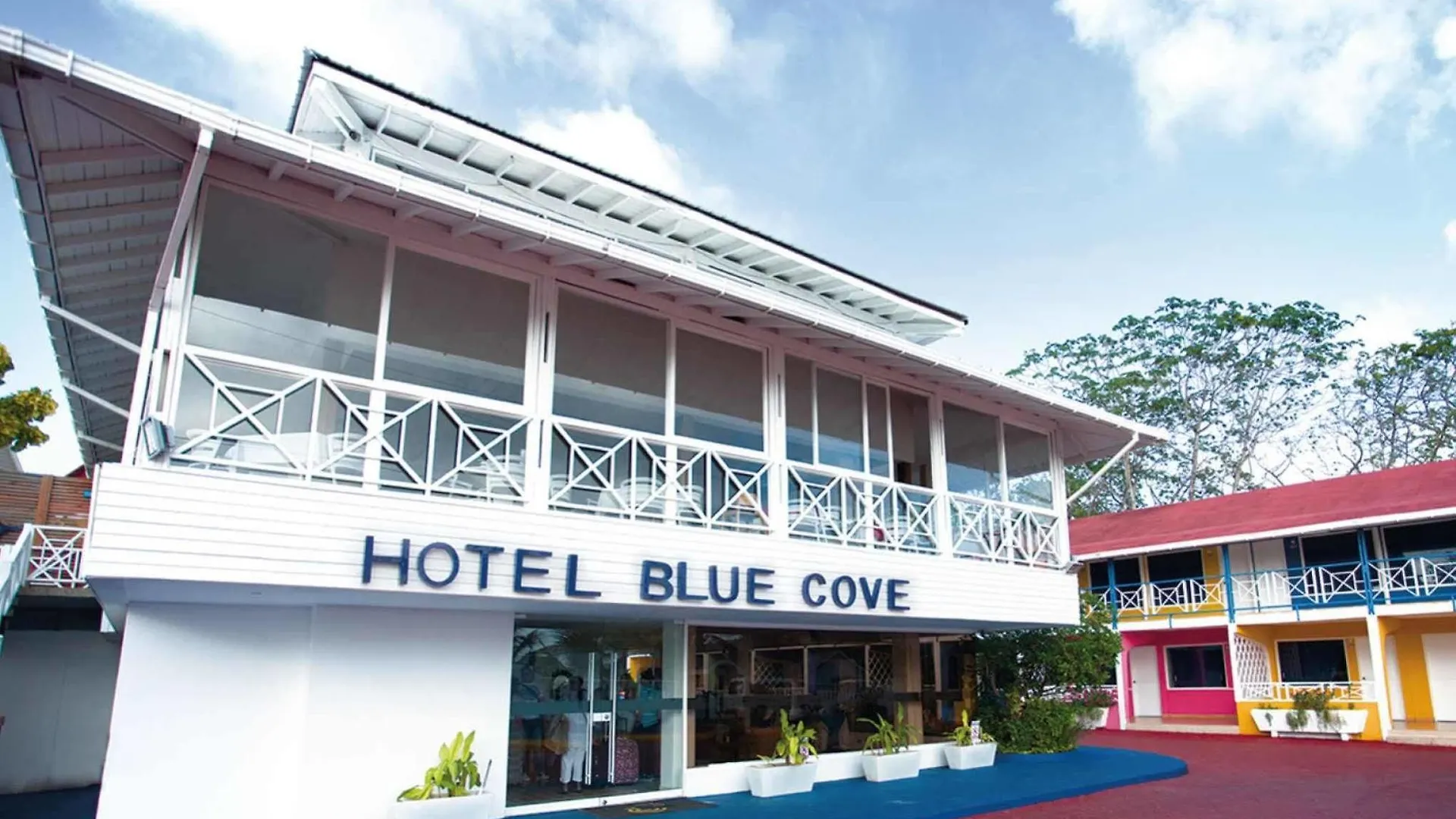 On Vacation Blue Cove Hotel San Andres